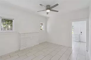 1743 Yale St S, Saint Petersburg, FL 33712 - Photo 7