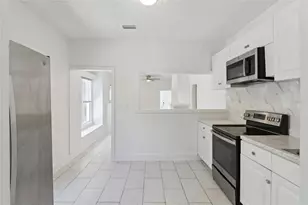 1743 Yale St S, Saint Petersburg, FL 33712 - Photo 11