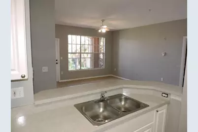 5542 Metrowest Boulevard #7-208, Orlando, FL 32811 - Photo 5