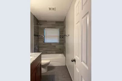 2125 Carlton Drive, Orlando, FL 32806 - Photo 11