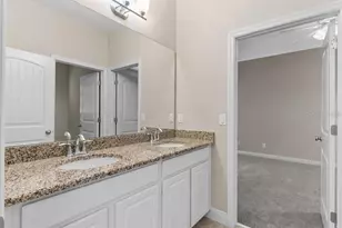 1316 Lake Baton Dr, Deltona, FL 32725 - Photo 11