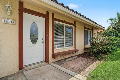 10145 Bluff Court, Orlando, FL 32821 - Photo 5