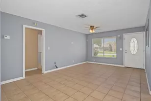 10145 Bluff Ct, Orlando, FL 32821 - Photo 11