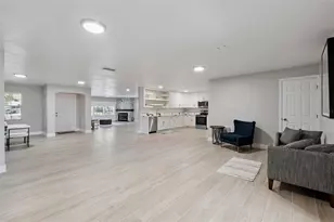 1033 Crystal Bowl Cir, Casselberry, FL 32707 - Photo 9