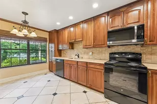 2362 Sierra Ln, Maitland, FL 32751 - Photo 7