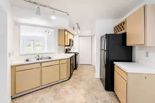 7270 Westpointe Blvd, Orlando, FL 32835 - Photo 11