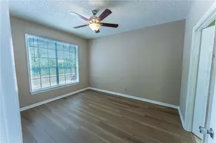 13028 Plantation Park Cir, Orlando, FL 32821 - Photo 9