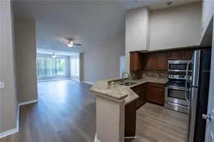 13028 Plantation Park Cir, Orlando, FL 32821 - Photo 3