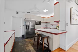 932 N Hyer Ave, Orlando, FL 32803 - Photo 23