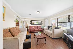105 Mirror Dr, Sanford, FL 32773 - Photo 15