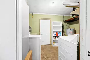 105 Mirror Dr, Sanford, FL 32773 - Photo 27