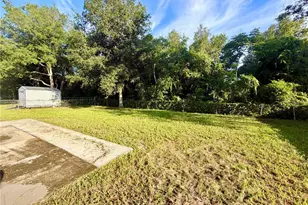 2804 Lightwood St, Deltona, FL 32738 - Photo 11