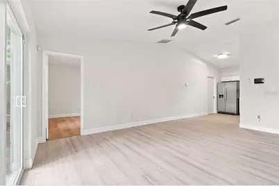 723 Oak Manor Circle, Orlando, FL 32825 - Photo 7