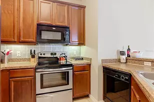2742 Oakwater Dr, Kissimmee, FL 34747 - Photo 5