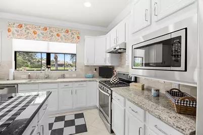 218 SE Longview Drive, Port Saint Lucie, FL 34984 - Photo 15