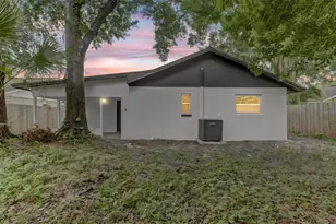 7711 Lakeside Woods Dr, Orlando, FL 32810 - Photo 43