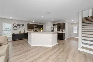 3075 Fieldwood Cir, Saint Cloud, FL 34772 - Photo 3