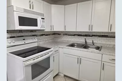769 Greenway Place, Daytona Beach, FL 32114 - Photo 5