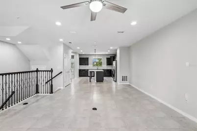 588 Piazza Point, Oviedo, FL 32765 - Photo 3