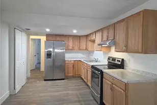 918 3rd St, Port Orange, FL 32129 - Photo 3