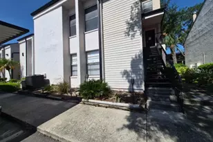 4719 Puritan Cir, Tampa, FL 33617 - Photo 1