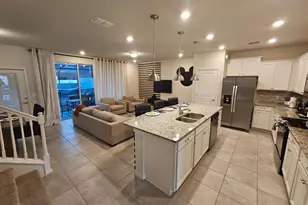 3942 Lana Ave, Davenport, FL 33897 - Photo 3