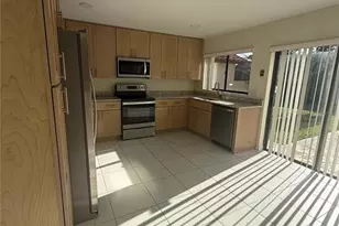 8102 S Ibiza Ct, Orlando, FL 32836 - Photo 5