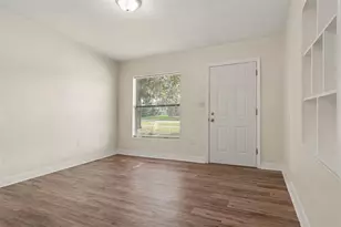 1015 Emeralda Rd, Orlando, FL 32808 - Photo 3