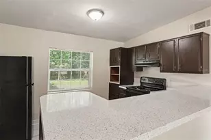 1015 Emeralda Rd, Orlando, FL 32808 - Photo 5