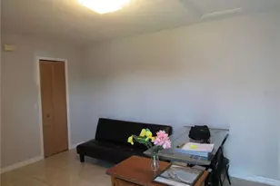 934 Caribbean Dr, Davenport, FL 33897 - Photo 3