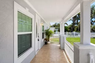 7413 N Arrawana Ave, Tampa, FL 33614 - Photo 5