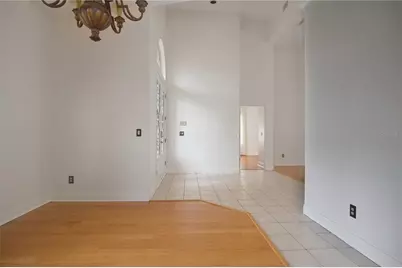 7725 Apple Tree Circle, Orlando, FL 32819 - Photo 11