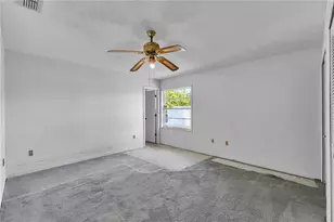 2944 Estill St, Deltona, FL 32738 - Photo 19