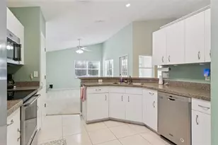 2615 Burwood Ave, Orlando, FL 32837 - Photo 9