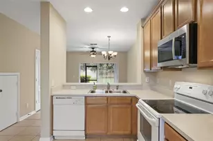 10332 Manderley Way, Orlando, FL 32829 - Photo 9