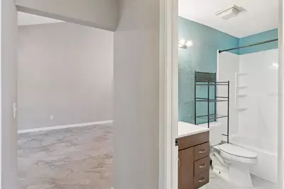 3244 Laurel Dale Drive, Tampa, FL 33618 - Photo 19