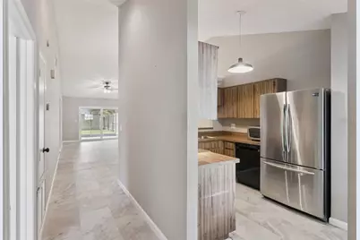 3244 Laurel Dale Drive, Tampa, FL 33618 - Photo 11