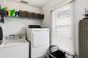 8066 King Palm Cir, Kissimmee, FL 34747 - Photo 27