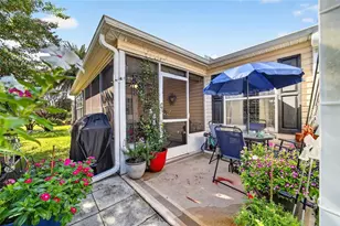 1563 Hollyberry Pl, The Villages, FL 32162 - Photo 31