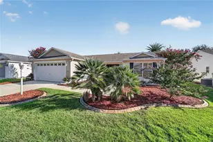 1563 Hollyberry Pl, The Villages, FL 32162 - Photo 3