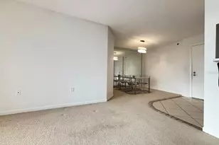 19655 E Country Club Dr, Aventura, FL 33180 - Photo 7