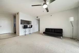 19655 E Country Club Dr, Aventura, FL 33180 - Photo 3