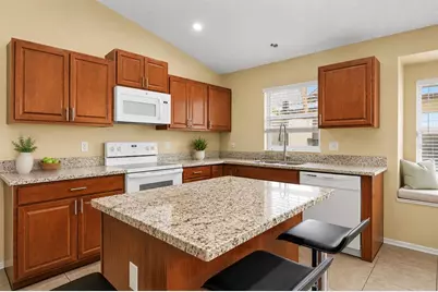 726 Rochester Loop, Davenport, FL 33897 - Photo 15