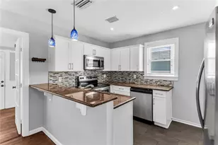 220 E Grant St, Orlando, FL 32806 - Photo 9