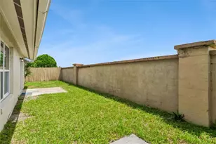 5272 Lonesome Dove Dr, Kissimmee, FL 34746 - Photo 21