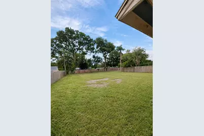 1370 Admiral Woodson Lane, Clearwater, FL 33755 - Photo 13