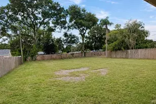 1370 Admiral Woodson Ln, Clearwater, FL 33755 - Photo 13