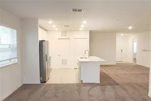 1162 Oak Bluff Dr, Davenport, FL 33837 - Photo 5