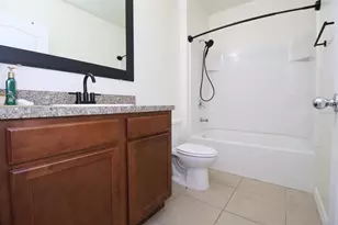 3238 Bayou Bay Dr, Lakeland, FL 33811 - Photo 17