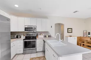 703 Samuel Chase Ln, West Melbourne, FL 32904 - Photo 15